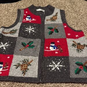 Victoria Jones patchwork knit Christmas themed sweater vest (L) EUC!